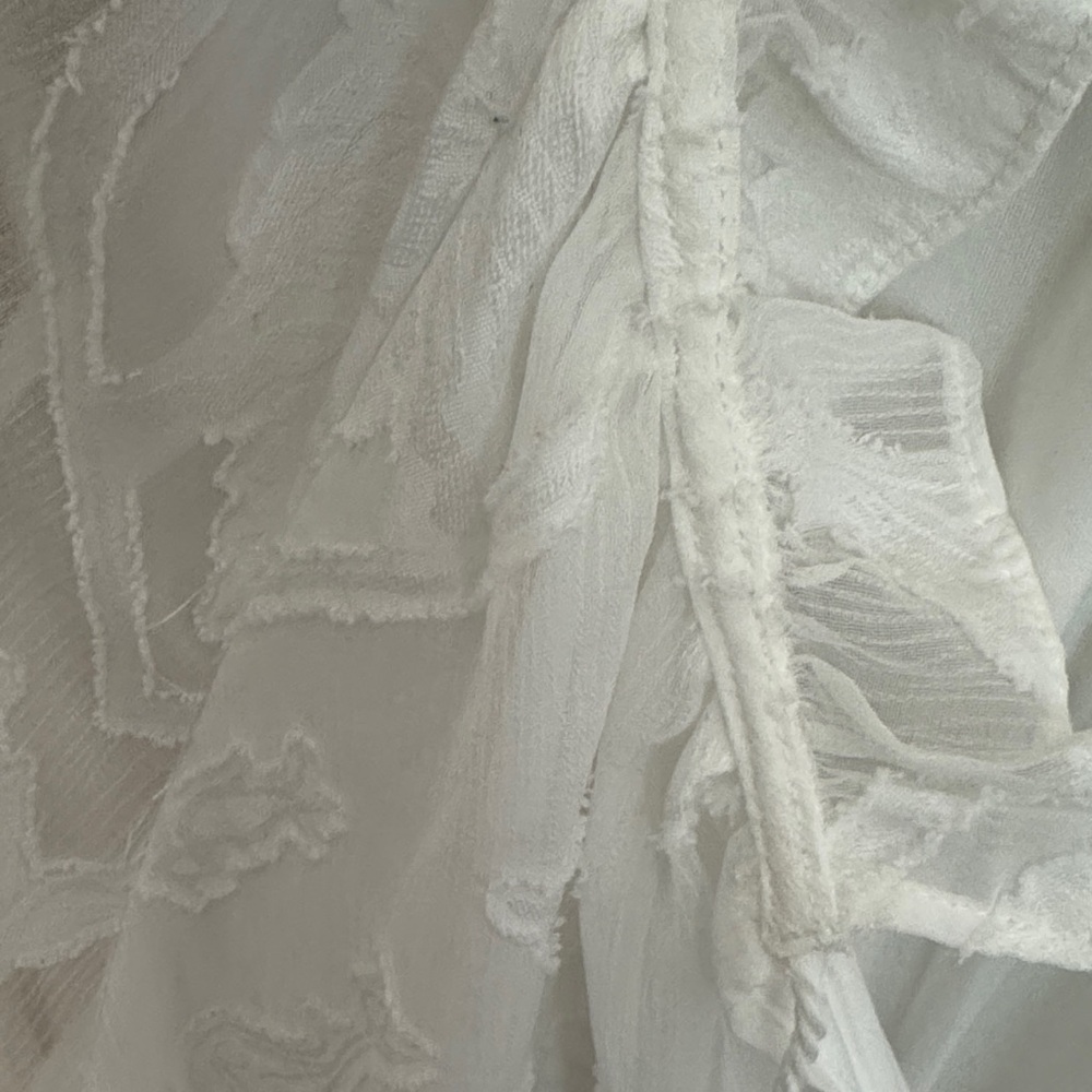 Belle by Kim Gravel White Embroidered Boho V-Neck Blouse - Picture 5 of 7